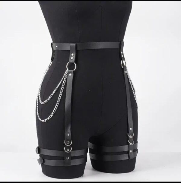 Garter 22